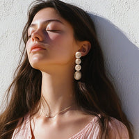 NACRE EARRING