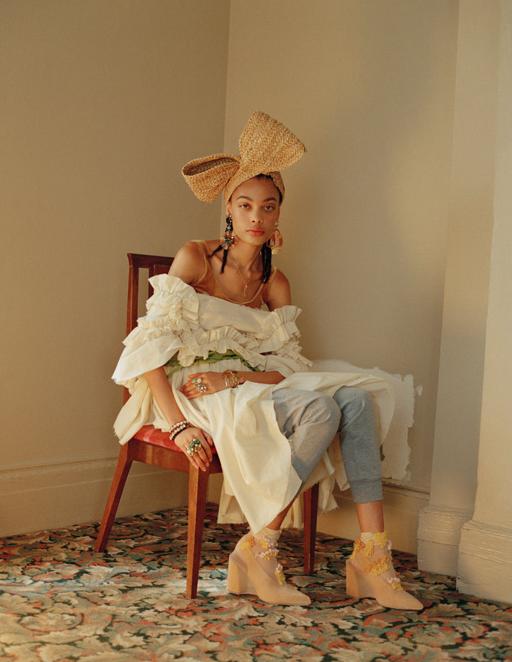 IRIS COVET BOOK