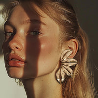 COWRIE EARRING
