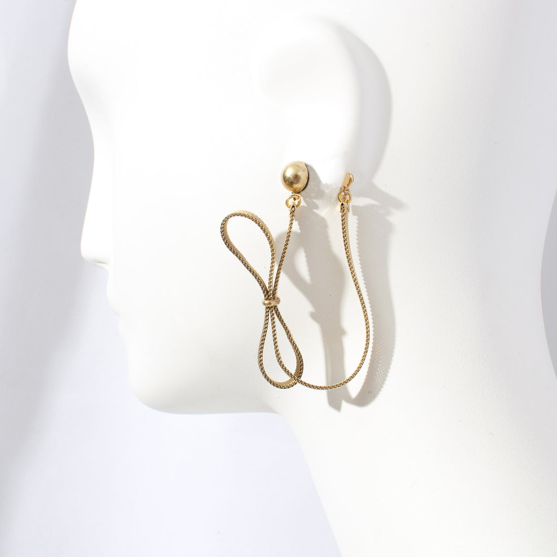 ADAGIO EARRING