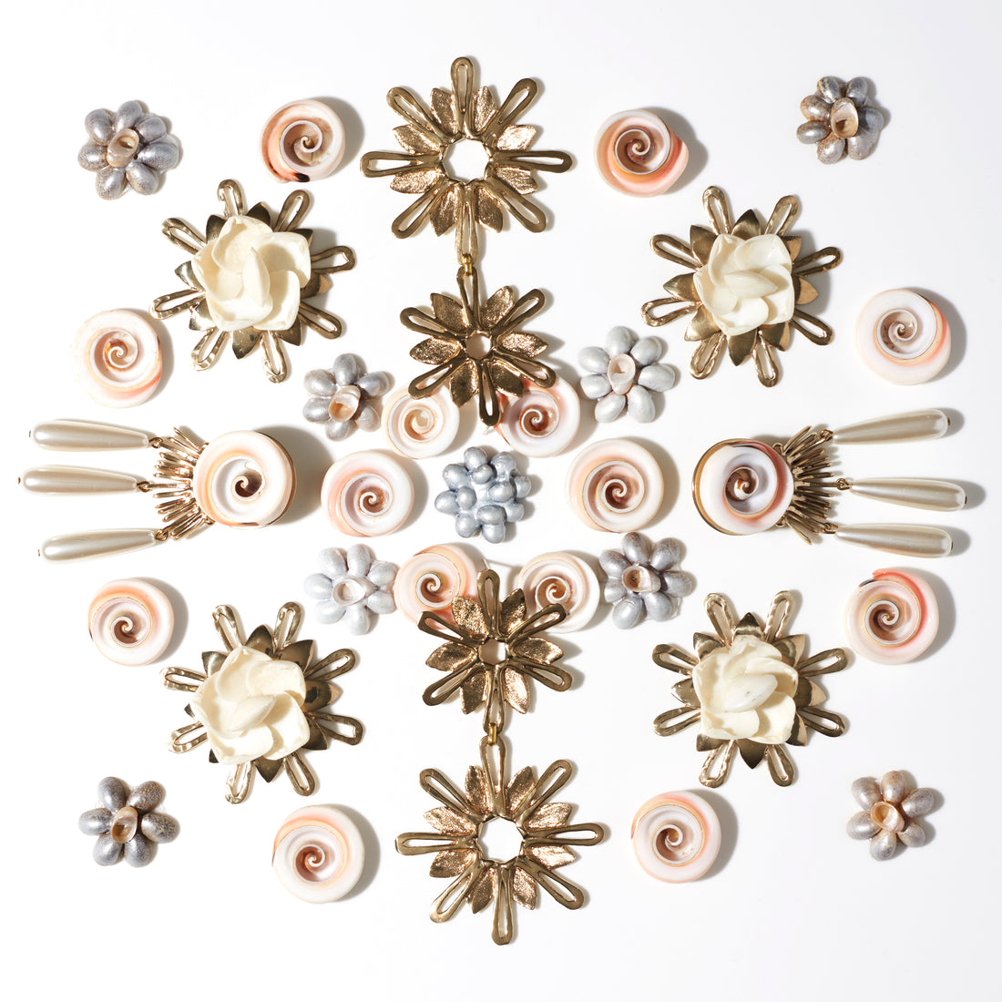 PAVILION EARRING