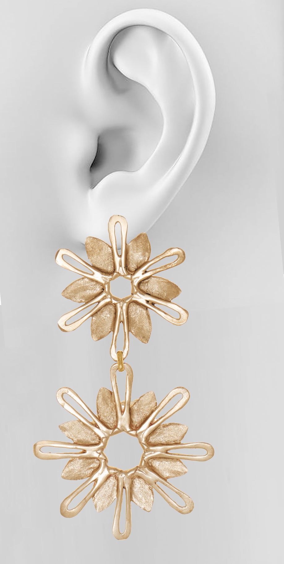 PAVILION EARRING