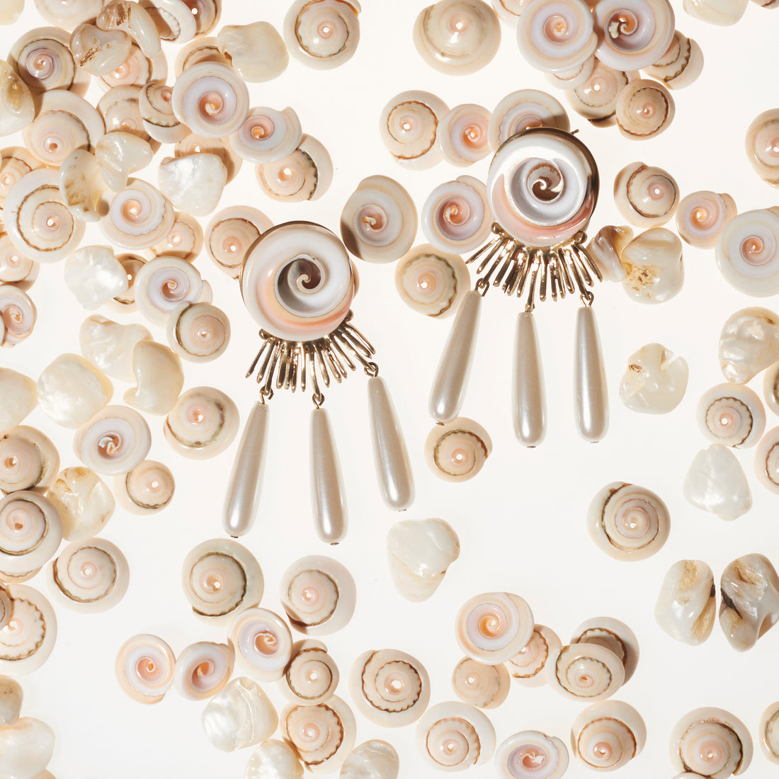 SANDS EARRING