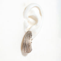 TEXTURED SILVER FALLS VINTAGE CLIP ON EARRING