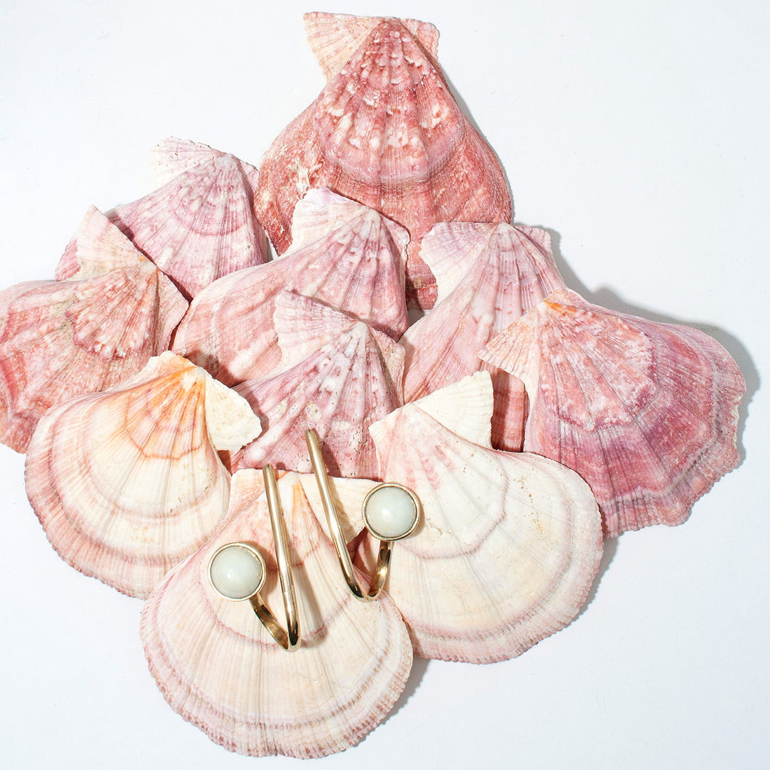 PIA EARRING
