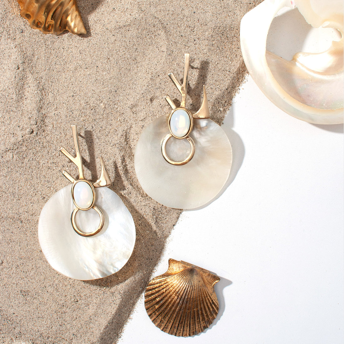 SALTON EARRING