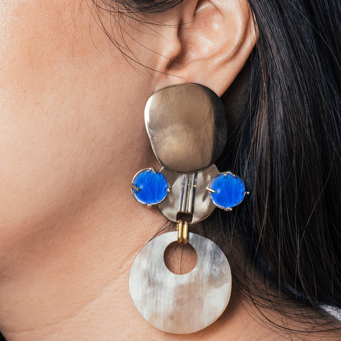 TOTEM EARRING