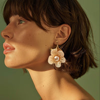 WATERLILY EARRING