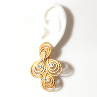 MATTE LOOP STATEMENT EARRING