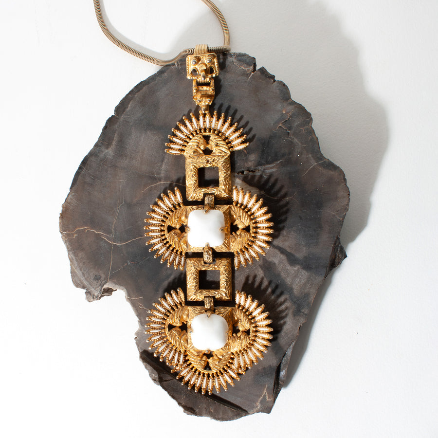 CASTLECLIFF SOUTHWEST: NATIVE AMERICAN PENDANT IN WHITE